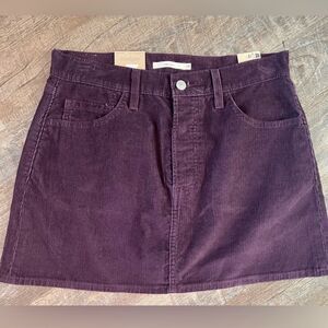 Levi's Corduroy Icon Skirt-Size 28